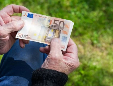 «Βόμβα» από το νομικό συμβούλιο του κράτους: Επιστρέφονται αναδρομικά σε όσους έχουν προσφύγει δικαστικά για συντάξεις